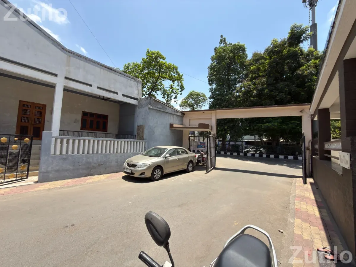 House for Sale with 3 Shop Dukan - ઘર વેચાણ માટે - છોર્યાસી - Image 5
