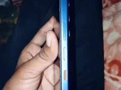 Infinix Hot 60 5G 6GB 128GB Smartphone