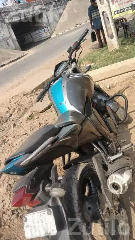Yamaha FZS V2 2018 Model Bike - Bikes - Nadiad - Image 2