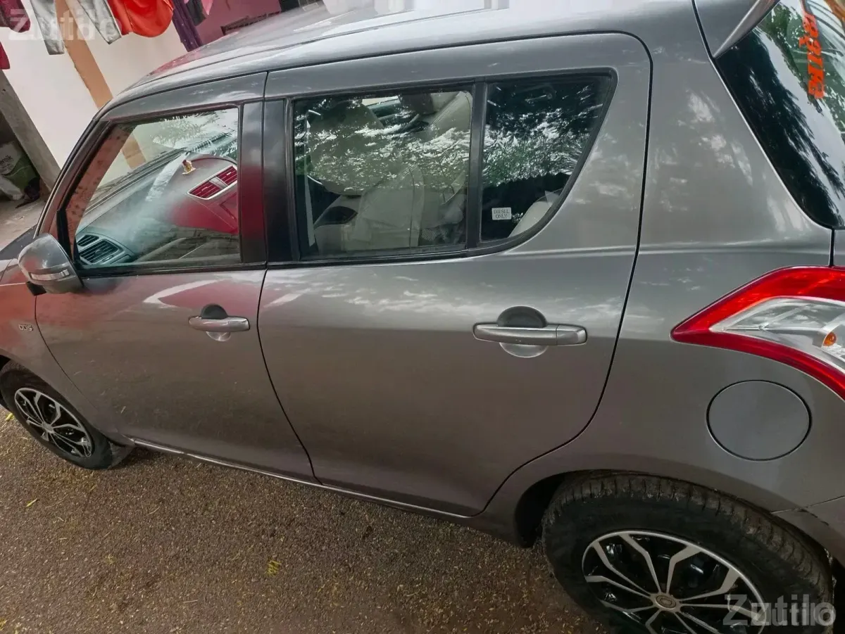 Maruti Suzuki Swift VDI Diesel 2014 - Cars - Kalyanpur - Image 4