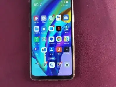 Oppo F17 Pro Dual Punch-Hole Display Phone Oppo F17 Pro Dual Punch-Hole Display Phone