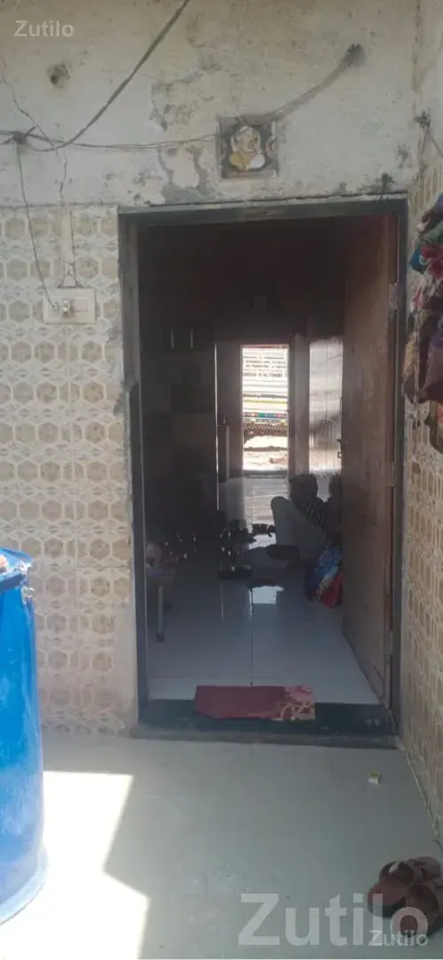 House for Sale in Rajkot Panchratan Area - ઘર વેચાણ માટે - વીરપુર - Image 3