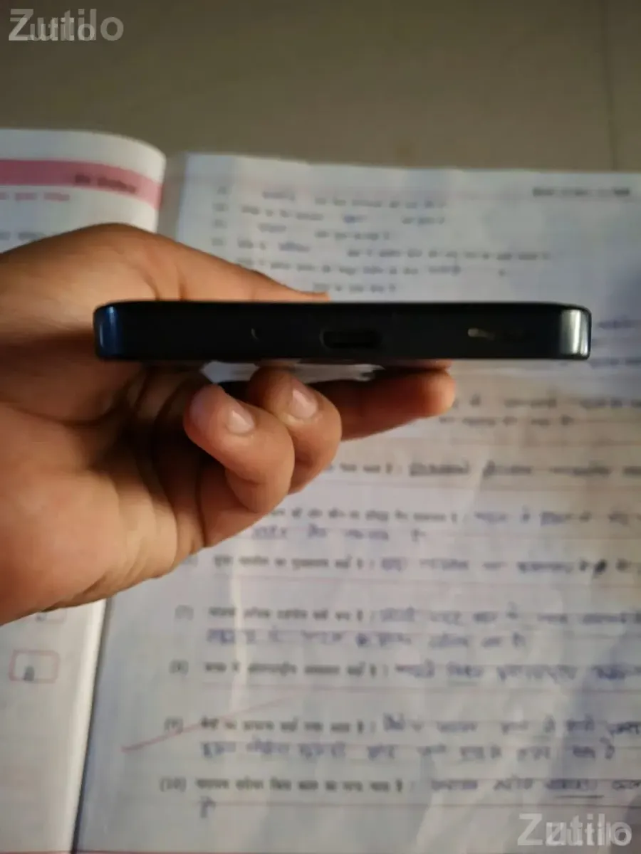 Samsung Galaxy A16 5G 128GB Mobile Phone - Mobile Phones - Rajkot City - Image 3