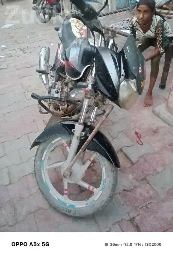 2016 Model Bike with 2000 km Run - Bikes - Bavla - Image 4