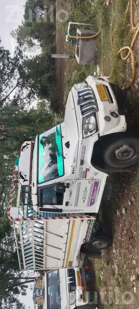 Mahindra Bolero Pickup 2013 Cargo Truck - Trucks & Lorries - Petlad - Image 2