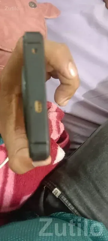 Realme mobile with case & charger - Mobile Phones - Una - Image 2