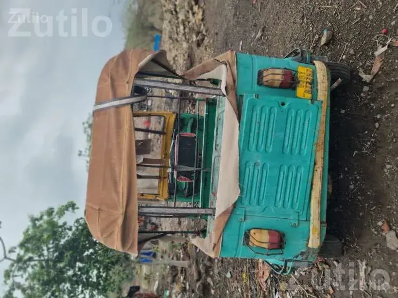 2010 Auto Rickshaw in Non-Running Condition - Auto Rickshaws - Chotila - Image 4