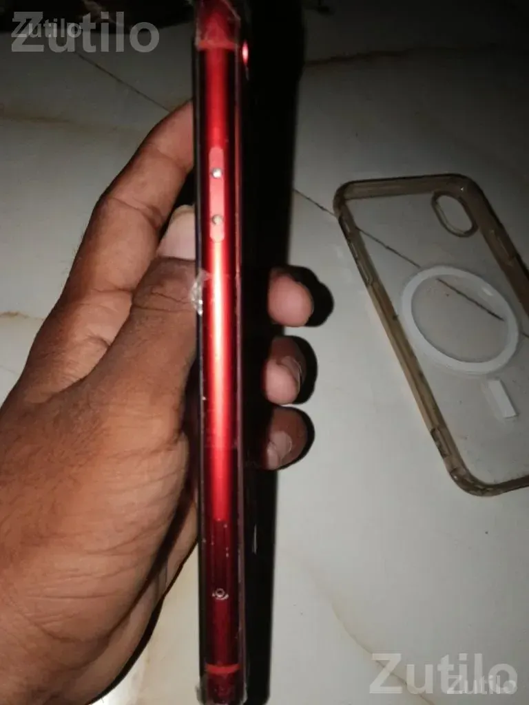 Apple iPhone XR 64GB with Button Issue - Mobile Phones - Morbi City - Image 4