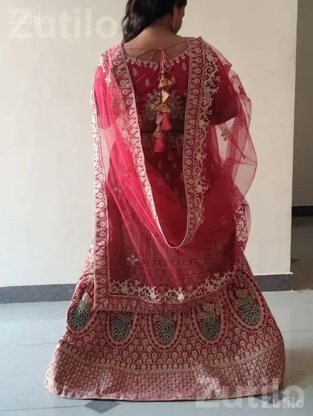 Velvet Choli Lehenga Set with Heavy Work - પરંપરાગત વસ્ત્રો - અંજાર - Image 2