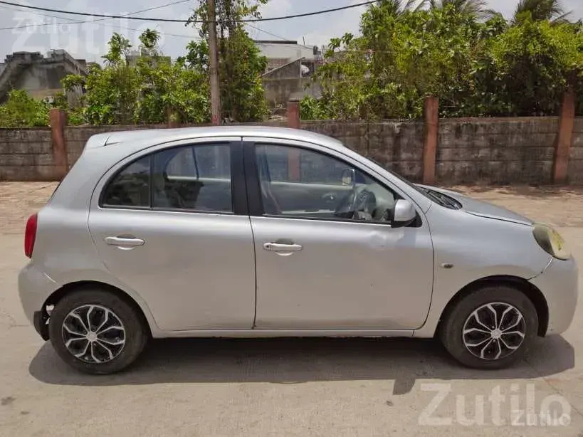 Renault Pulse 2015 Diesel Hatchback - Cars - Surat City - Image 2