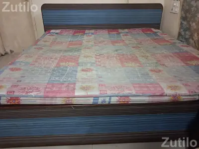Double Bed with mattress Double Bed with mattress