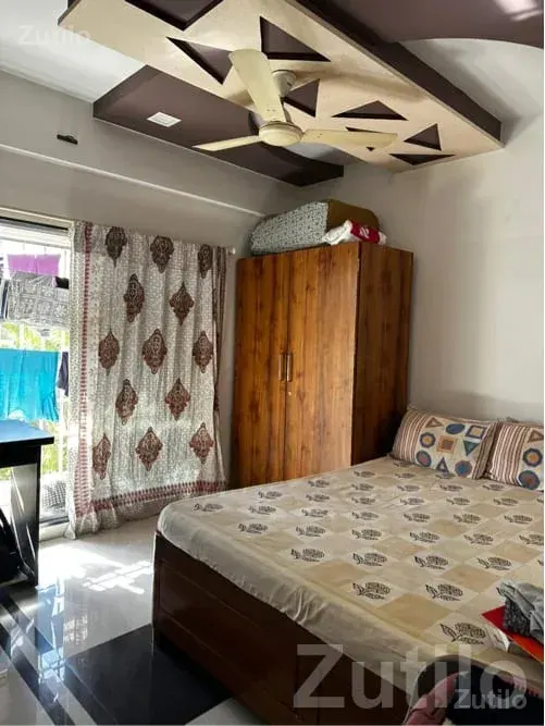 Spacious 3 BHK Flat for Sale in Jamnagar - ઘર વેચાણ માટે - ભાણવડ - Image 3