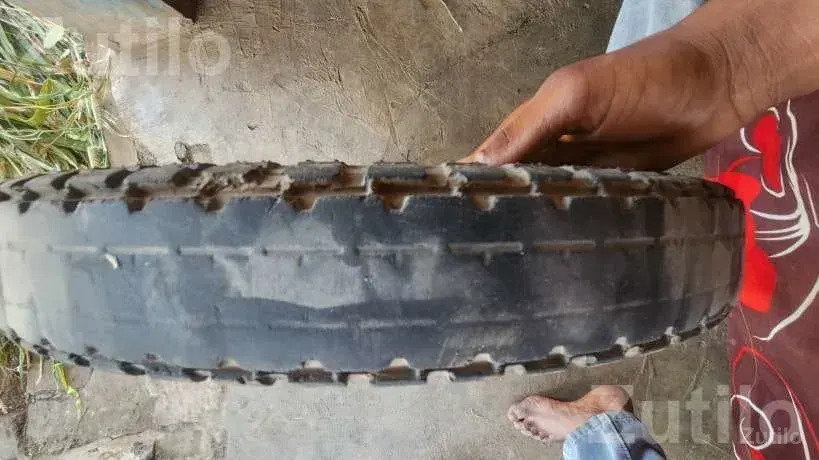 Bullet Standard 19 Inch Used Tyre - Auto Parts - Surat City - Image 2