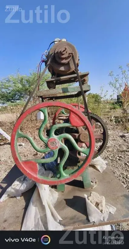 Sugarcane Juice Machine in Working Condition - Machinery - Dhrol - Image 4