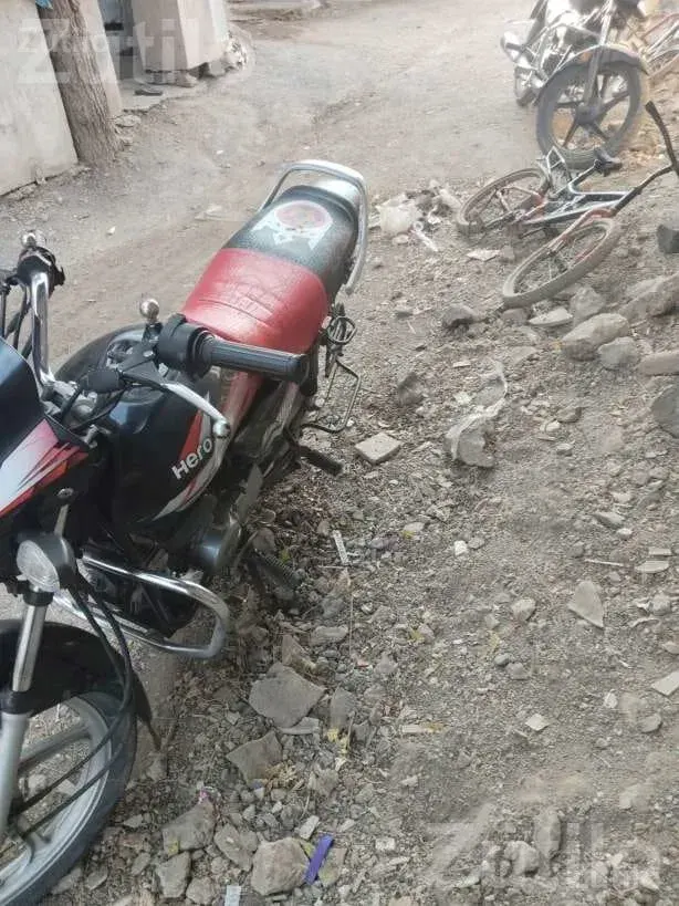 Hero Deluxe 2017 Motorcycle - બાઇક્સ - બોટાદ - Image 3