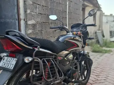 Honda Shine Self Start 2018 Model Honda Shine Self Start 2018 Model