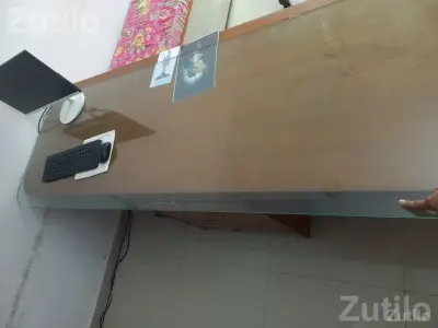 Large Wooden Computer Table with Glass Top Large Wooden Computer Table with Glass Top