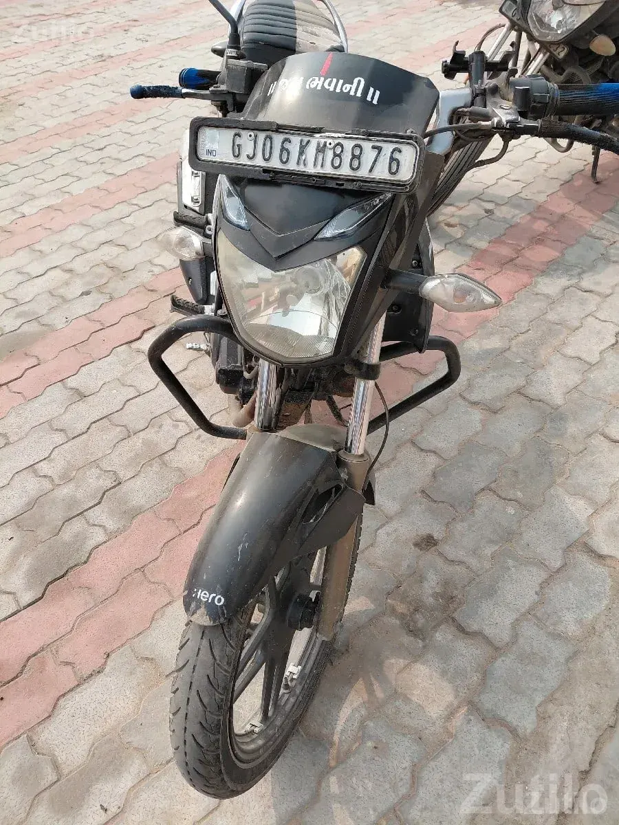 Hero Xtreme Sports 2017 Used Bike - બાઇક્સ - ભેસાણ - Image 3
