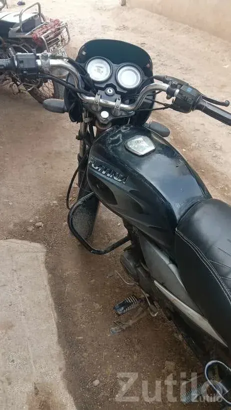 Bajaj Platina 2012 Black Bike - Bikes - Botad - Image 2