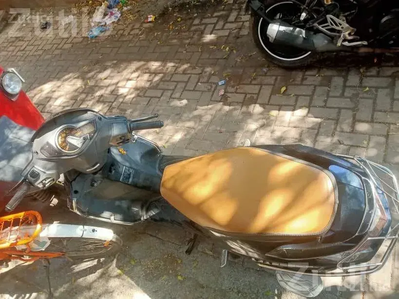 Hero Maestro Edge 2016 Scooter - Bikes - Navsari City - Image 3
