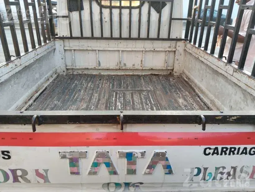 Tata Ace Zip Chhota Hathi 2012 Goods Carrier - Trucks & Lorries - Junagadh City - Image 2
