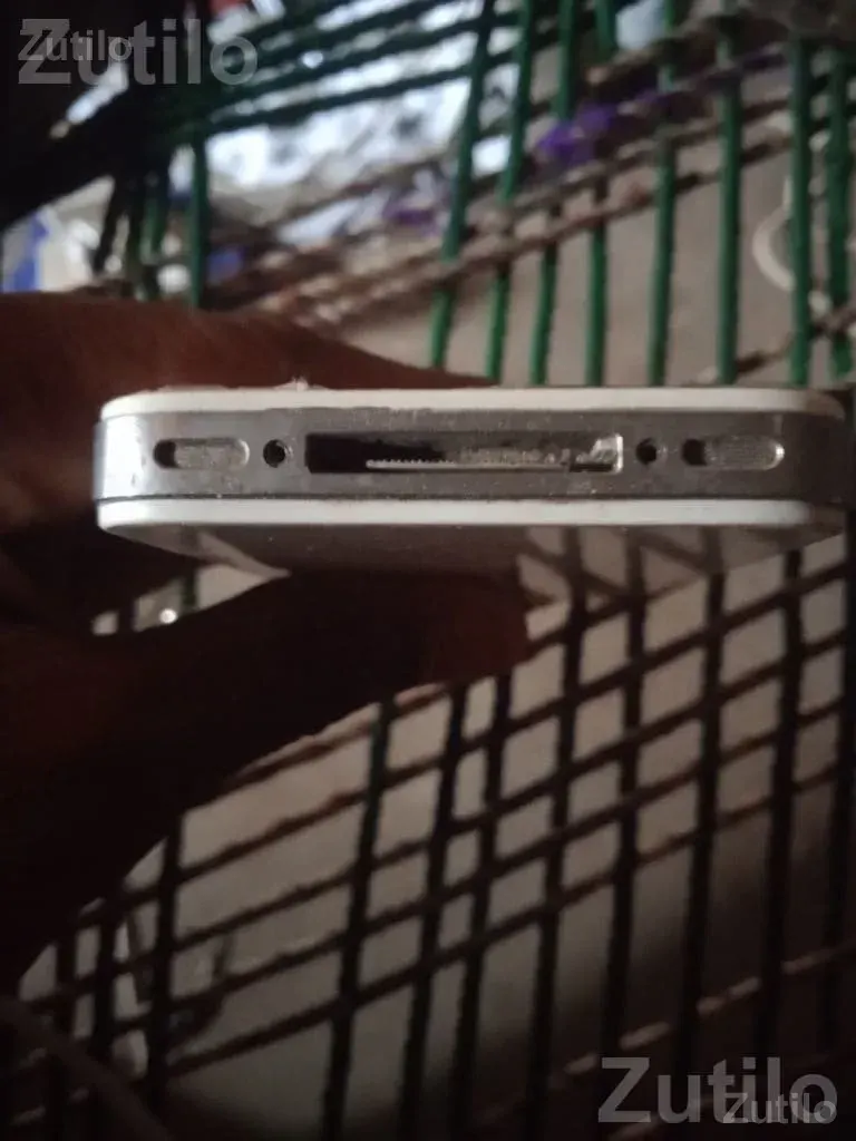 Apple iPhone 4 2010 With Cable - Mobile Phones - Visnagar - Image 4