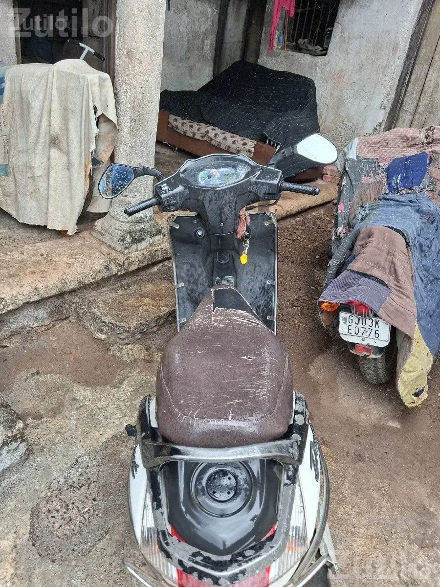 Hero Duet Scooter, Single Owner - Bikes - Jamjodhpur - Image 2