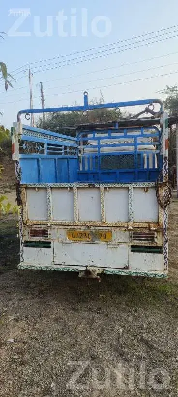 Mahindra Bolero Maxi Truck 2018 - ટ્રક અને લોરી - દસ્ક્રોઇ - Image 3