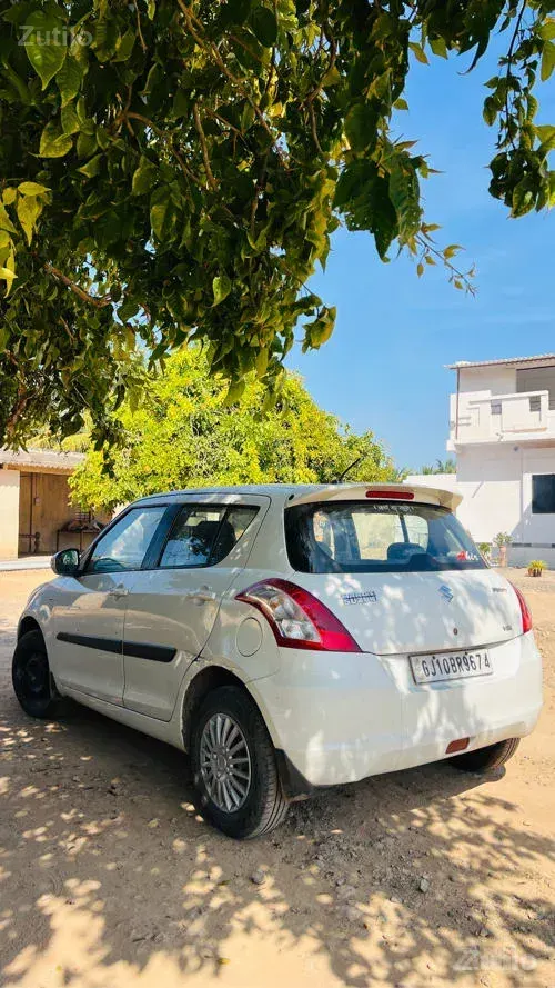 સ્વિફ્ટ ગાડી વેચવાની છે .
ભાવ માં ફોન પર ફેરફાર થસે - Cars - Khambha - Image 2