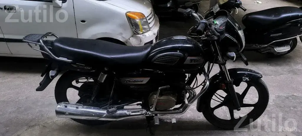 TVS Radeon 2021 Second Owner Bike - Bikes - Surat City - Image 4