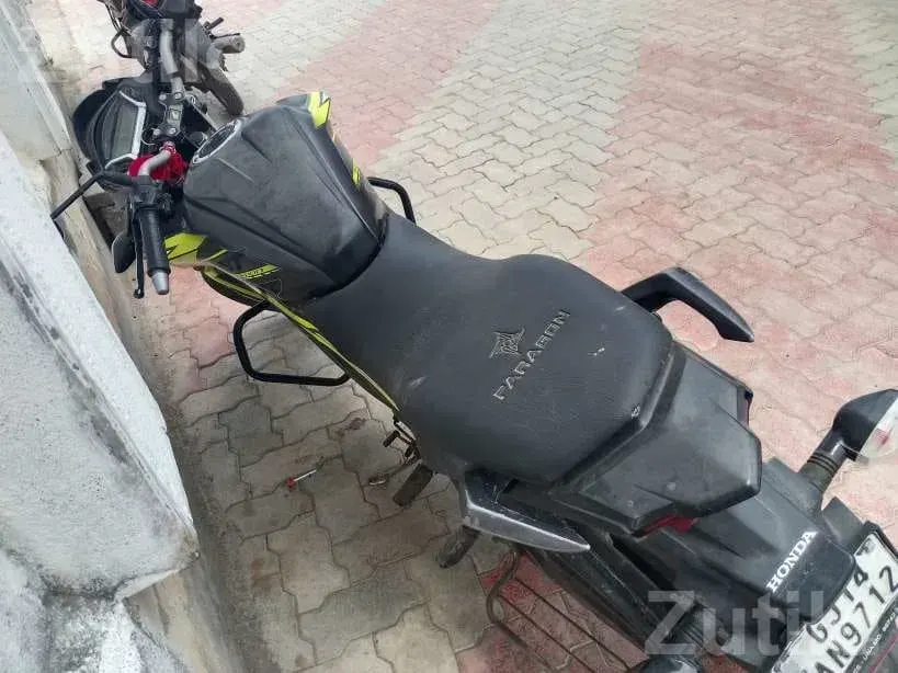 2018 Honda Bike Second Owner - Bikes - Una - Image 5