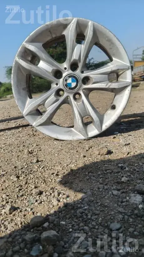 BMW X1 17 Inch Alloy Wheels - ઓટો પાર્ટ્સ - પાલીતાણા - Image 4