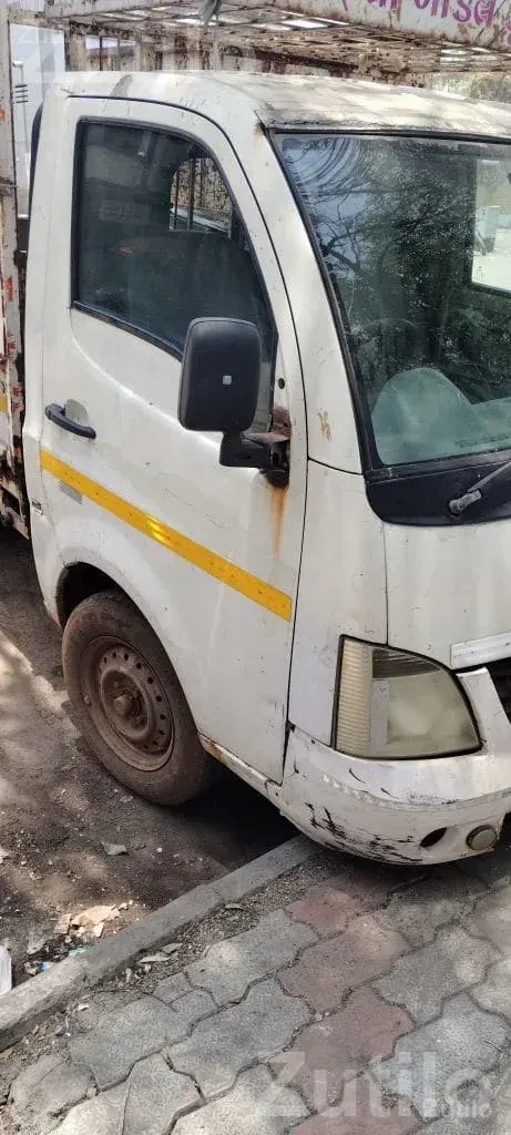 2013 Goods Carrier Mini Truck for Sale - ટ્રક અને લોરી - સુરત શહેર - Image 5