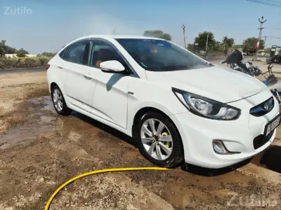 2012 Hyundai Verna White Sedan 2012 Hyundai Verna White Sedan