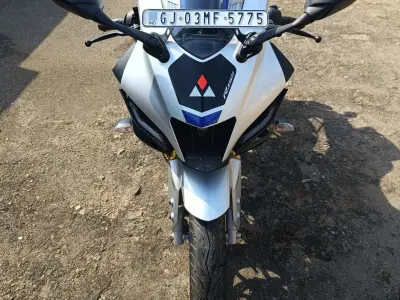 YAMAHA R15M LIMITED EDITION