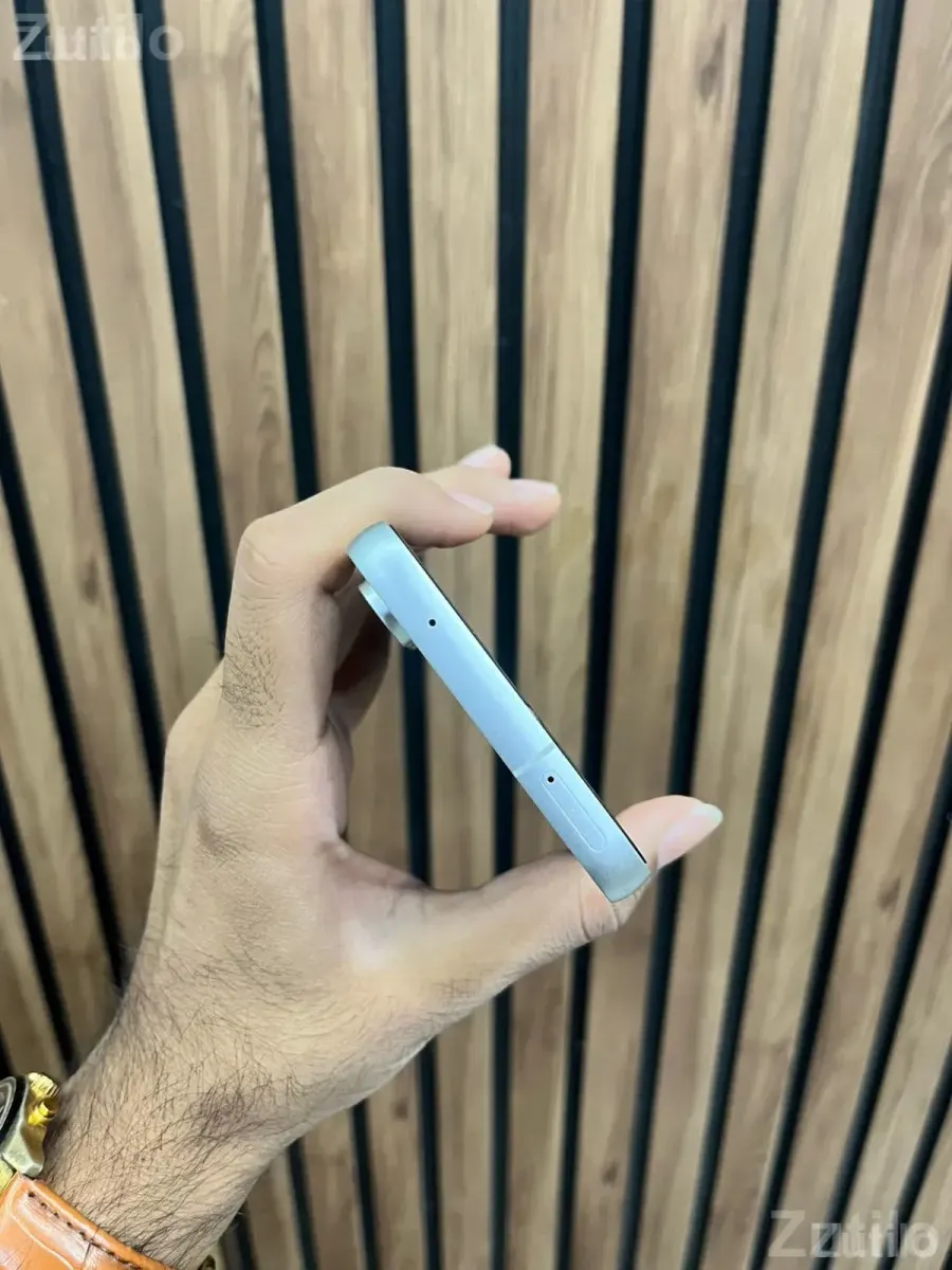 Samsung s23 fe limit Edison color ( blue ) - મોબાઇલ ફોન - રાજકોટ શહેર - Image 2