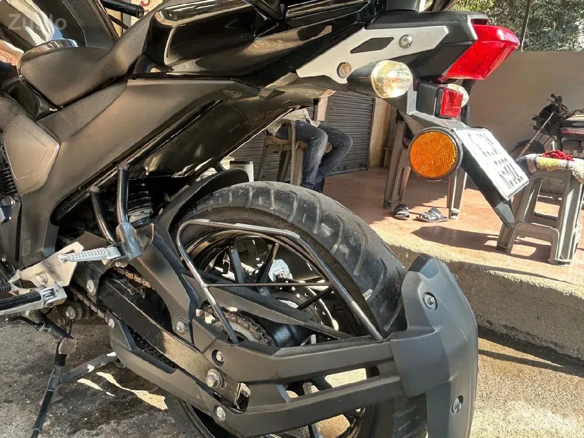 Yamaha FZ-S 2023 Used Bike for Sale - Bikes - Dhoraji - Image 2