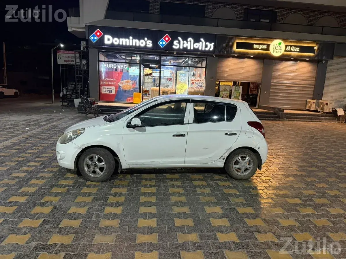 Hyundai i20 2011 Petrol CNG Car - Cars - Rajkot City - Image 2