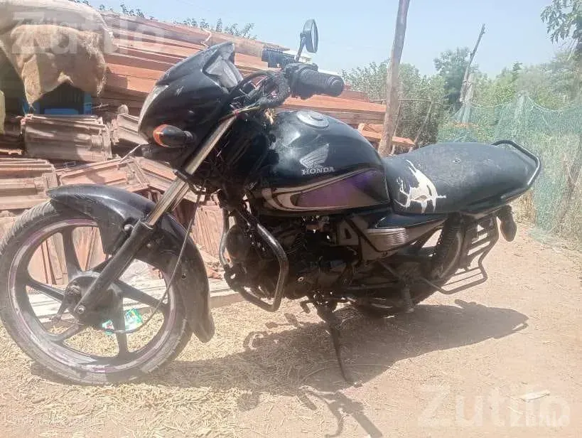 Hero Dream 2015 Motorcycle - Bikes - Savarkundla - Image 2