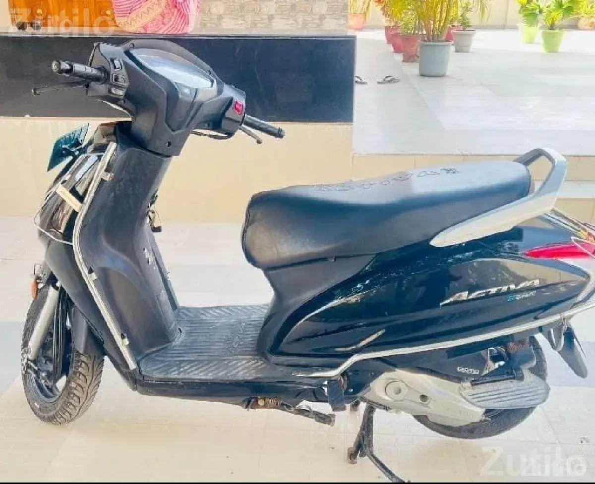 Honda Activa 2023 Scooter with 2 Remotes - બાઇક્સ - રાજુલા - Image 2