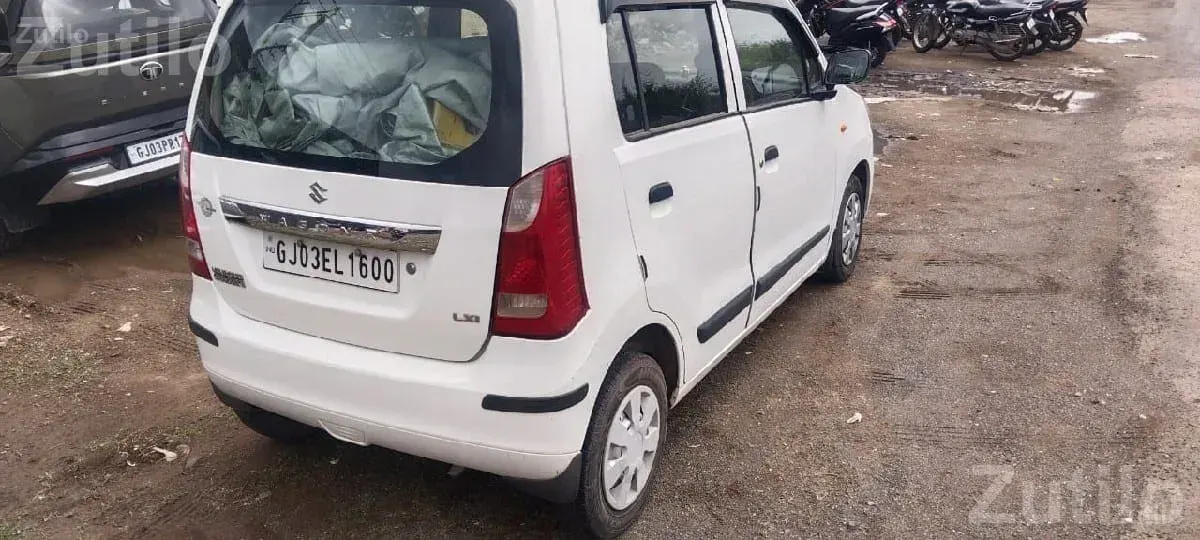 Maruti Suzuki WagonR White Hatchback - Cars - Amreli City - Image 3