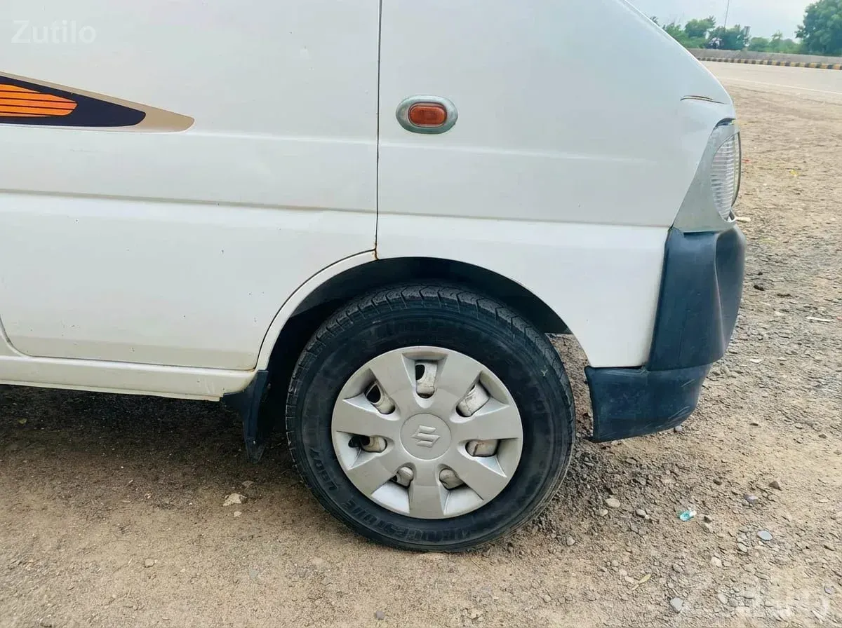 White Maruti Eeco 7 Seater Van - Cars - Dhrangadhra - Image 3