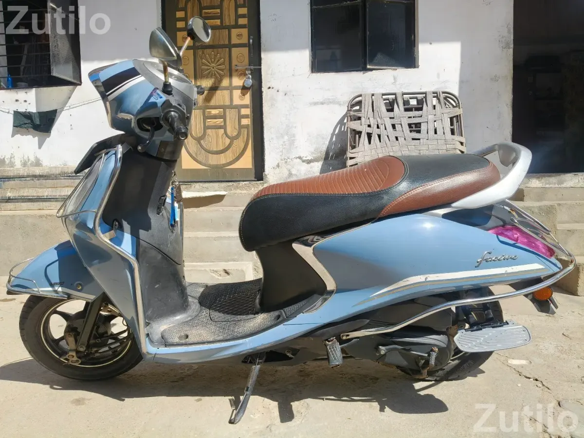 Yamaha Fascino two wheeler - બાઇક્સ - અમદાવાદ શહેર - Image 4