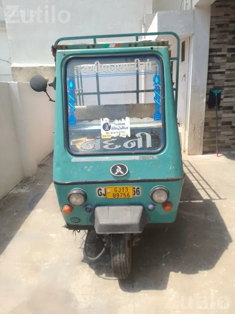 Loading Rickshaw Diesel 2005 Goods 3 Wheeler - ઓટો રિક્ષા - ધ્રાંગધ્રા - Image 4