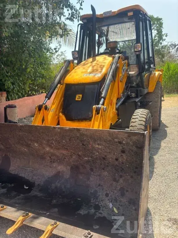 JCB 3DX Backhoe Loader 2013 - બાંધકામના વાહનો - જુનાગઢ - Image 4