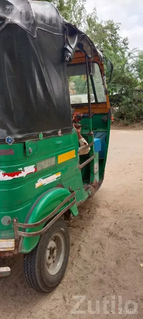 2011 Model Auto Rickshaw with Passing - Auto Rickshaws - Unjha - Image 3