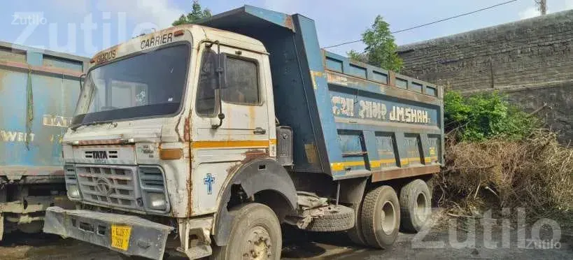 Tata 2518 BS3 2014 Tipper Truck - Trucks & Lorries - Songadh - Image 4