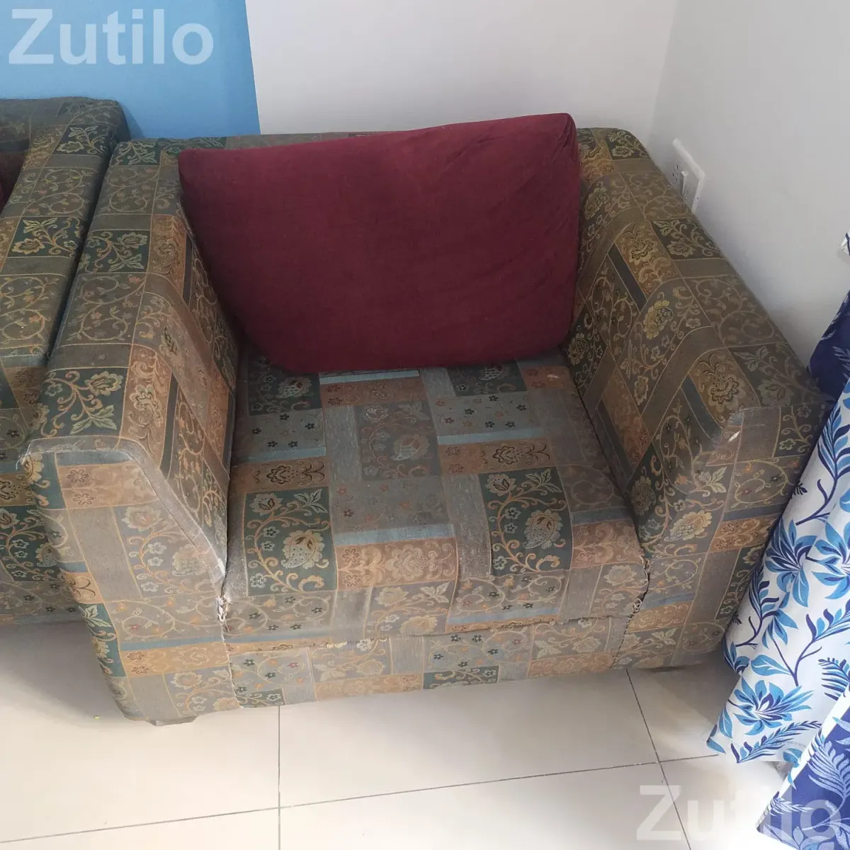 2+ 1 sofa good condition with cushion - Sofa Sets - Daskroi - Image 2