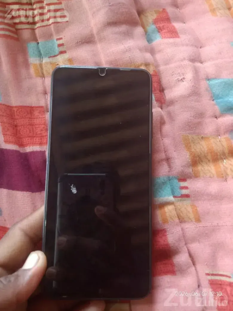Smartphone in Black Color - Mobile Phones - Ranpur - Image 2