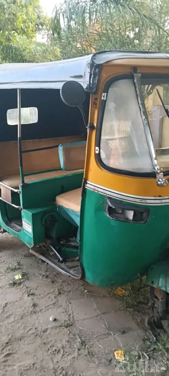 2012 CNG Auto Rickshaw 2 Stroke - ઓટો રિક્ષા - કપડવંજ - Image 4